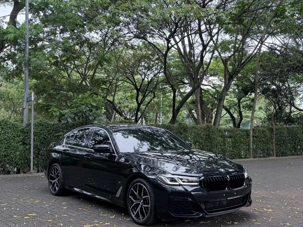 Low ODO 9.xxx Warranty ON! BMW 520i MSport 2021 G30 LCI