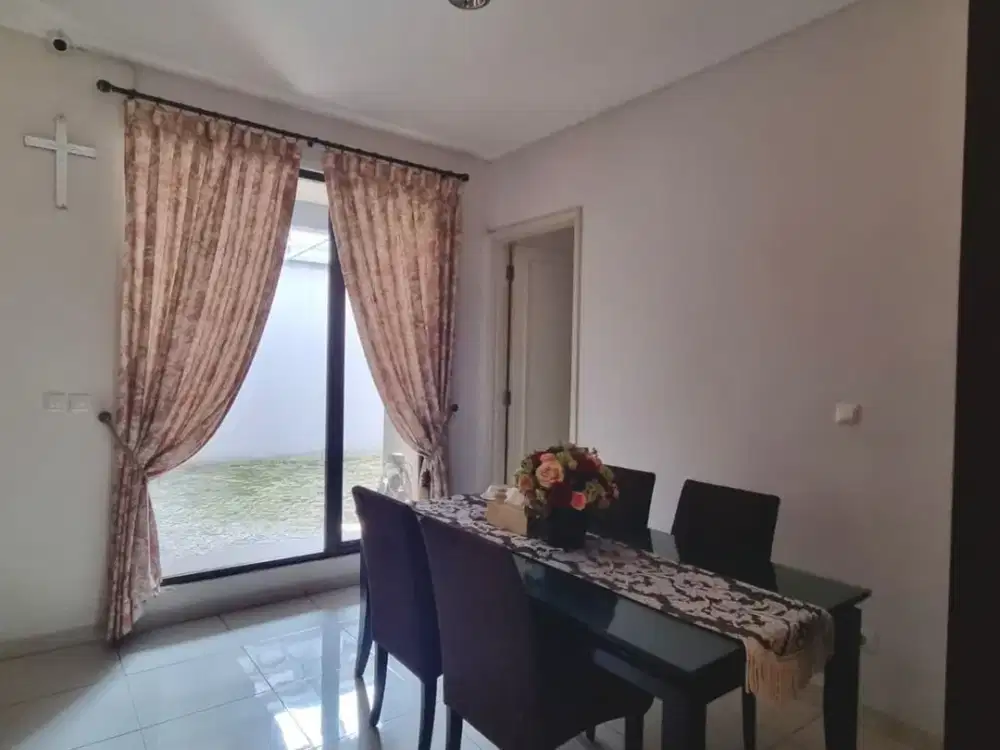 Dijual Rumah Sutera Palmyra Alam Sutera Tangerang Selatan