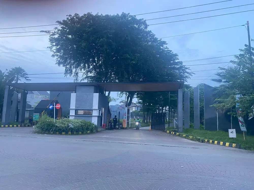 Dijual rumah cluster barcelona di alamanda regency karena mau pindah