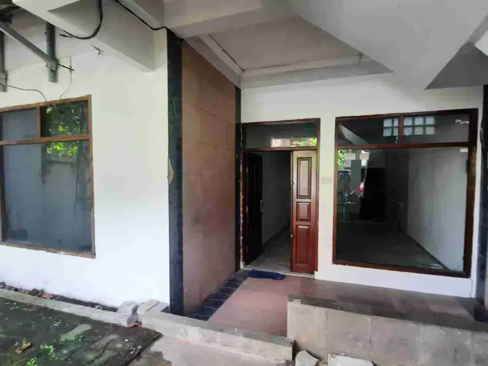 Disewa Rumah di Dekat MRT Fatmawati Taman Cilandak. Unfurnished