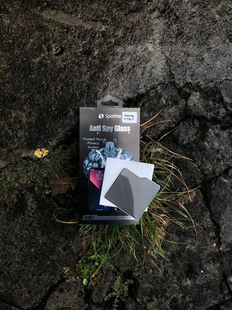 Spotlite Tempered Glass Privacy Samsung Galaxy Z Flip 5