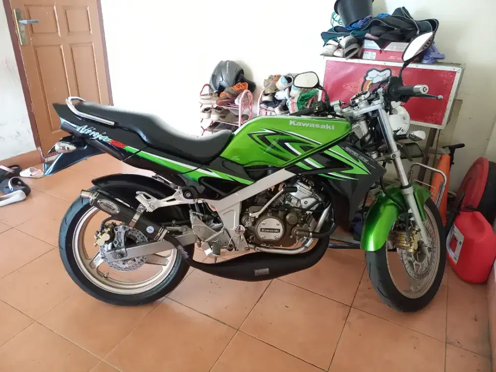 Kawasaki Ninja SS 2012