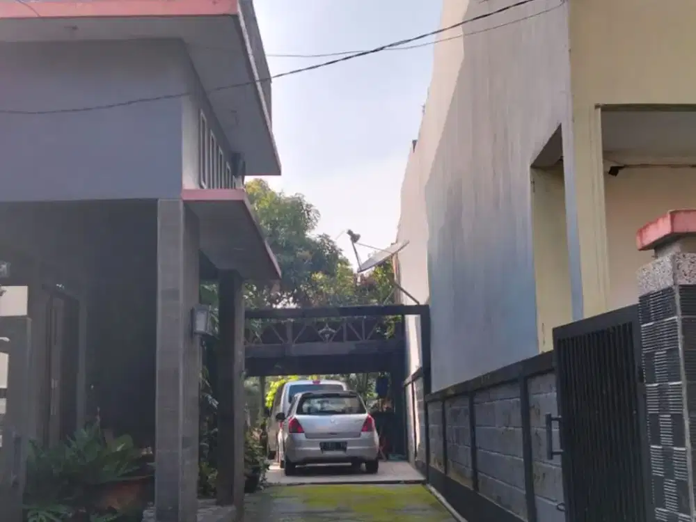 RUMAH LUAS NYAMAN 2 LANTAI LINGKUNGAN ASRI NYAMAN SIAP HUNI DI SARIWANGI BANDUNG