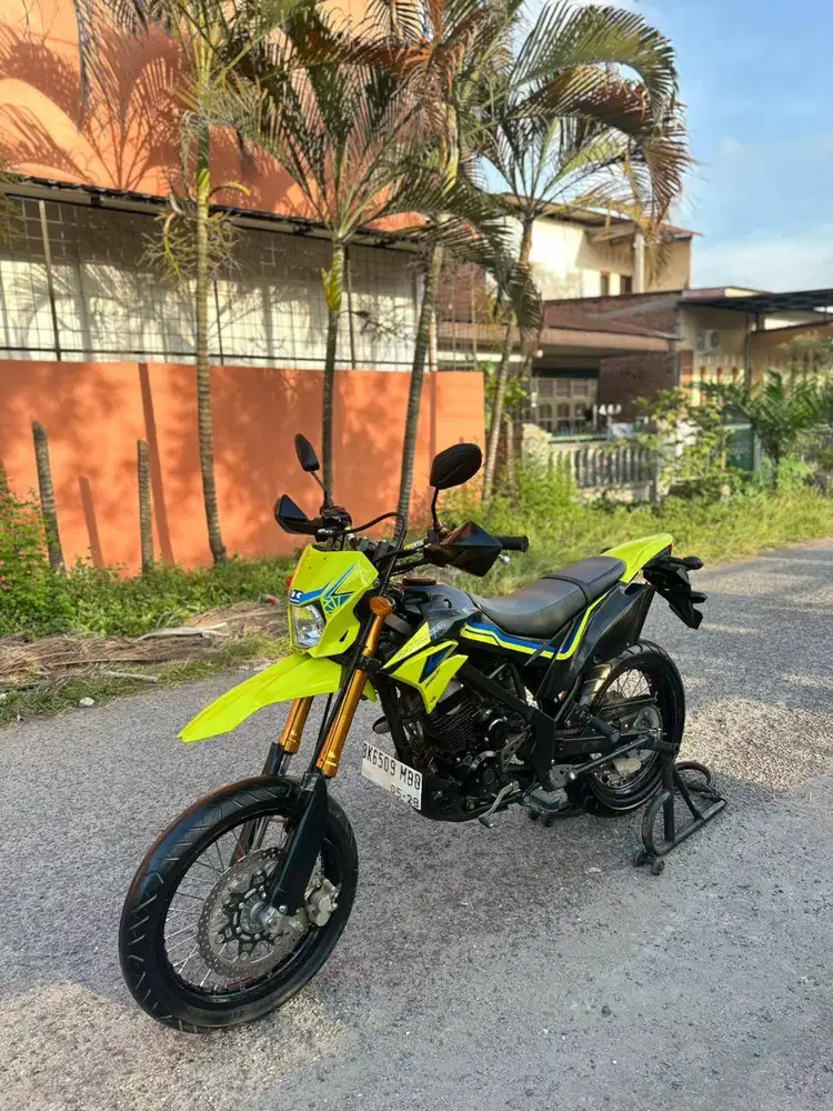 Kawasaki D TRACKER Tahun 2022 Pemakaian 2023