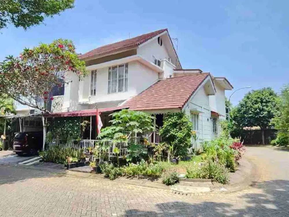 Di Jual Rumah Siap Huni Posisi Hook di Emerald Bintaro