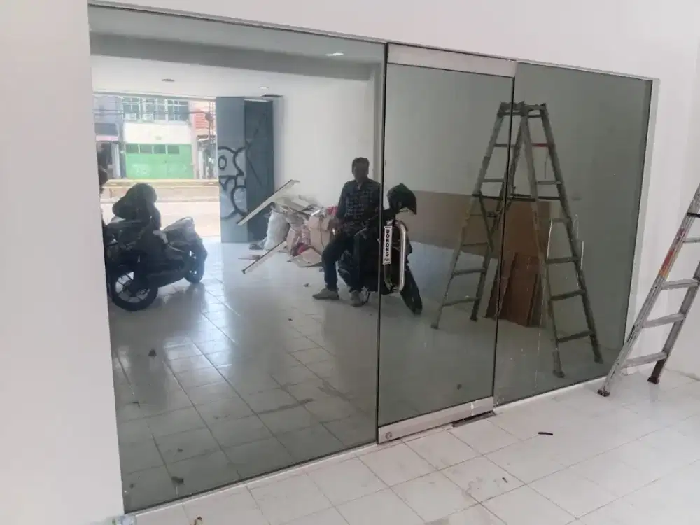 Jasa pasang sticker kaca film