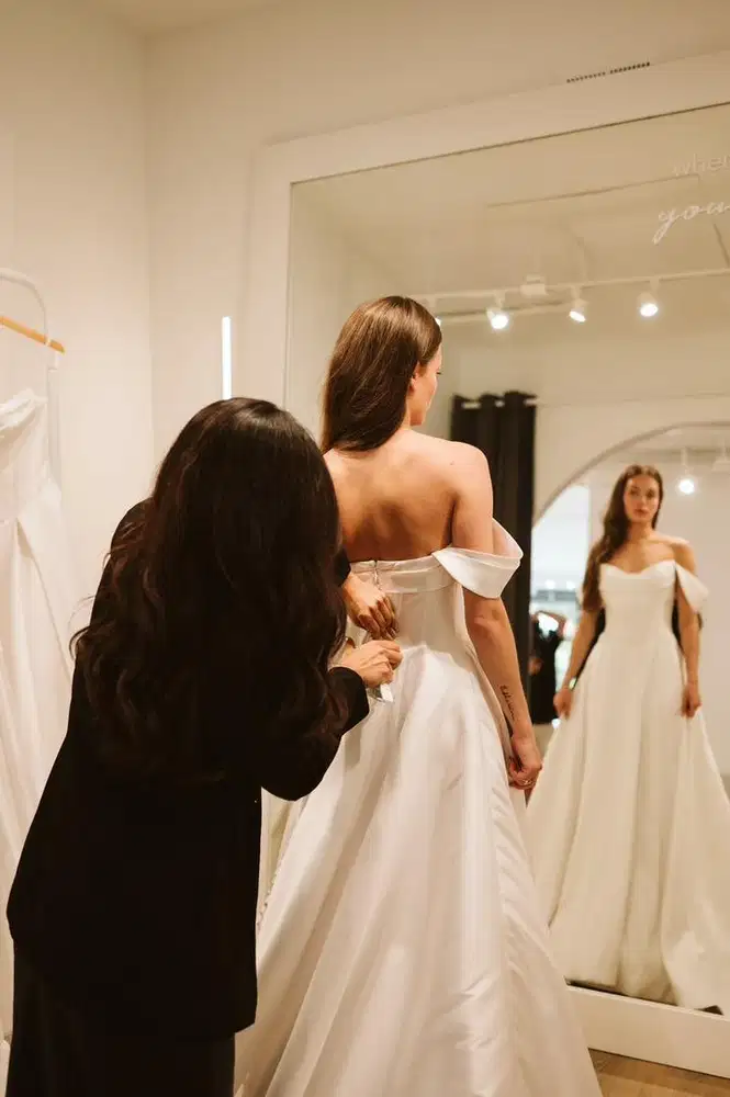 JUNIOR ASISTEN BUTIK