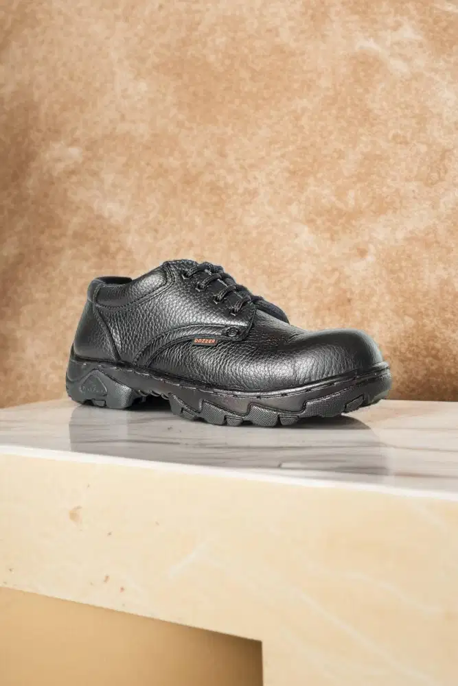 Terdepan Safety shoes classic design Samarinda