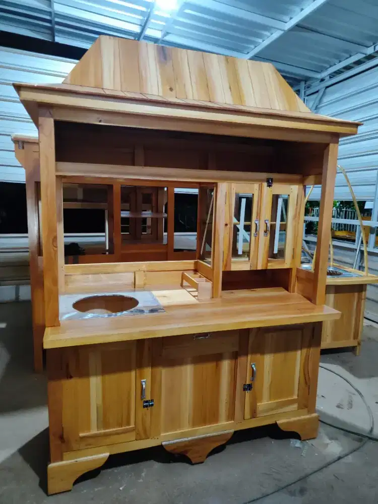 Jual gerobak angkringan, bakso, mie ayam, sate, dll.