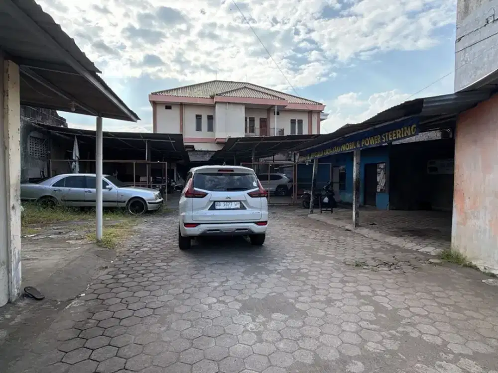 Tanah di pinggir jalan utama jalan palagan cocok untuk segala usaha