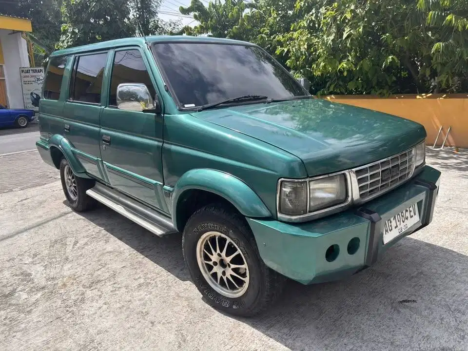 1997 Isuzu panther 2.5 Hi Sporty plat AG subagio mobil bekas sekoto