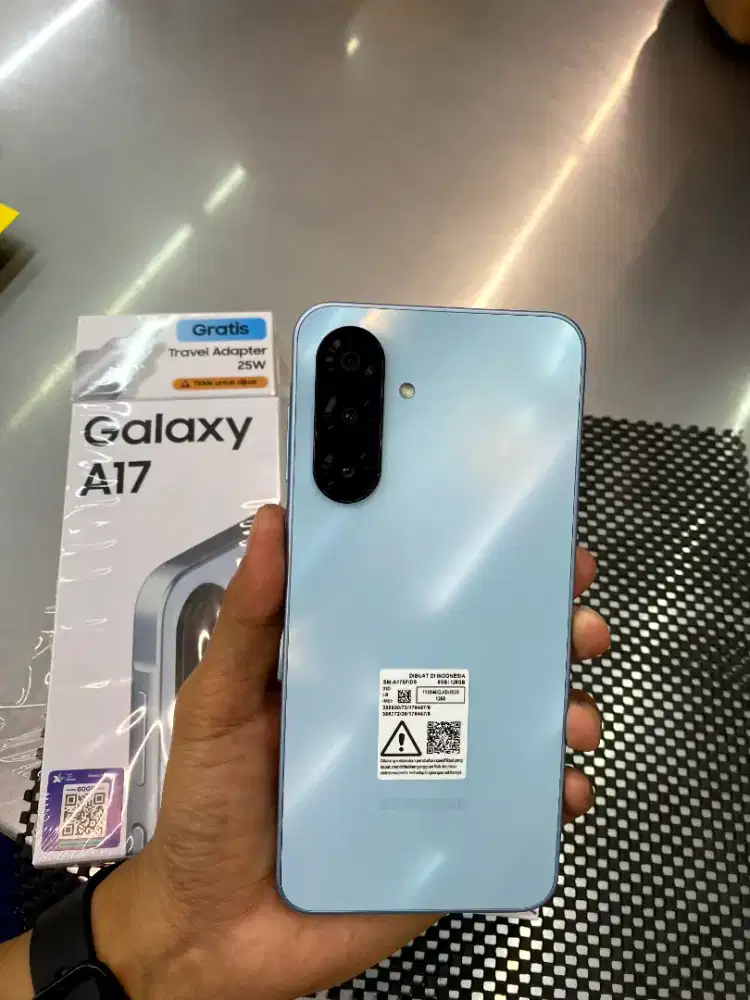 SAMSUNG A17 4G 8/128 GRATIS ADAPTOR, TEMPER GLASS, SOFTCSE CICILAN 0%