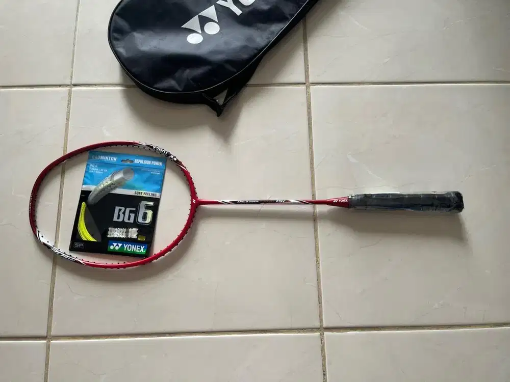 Raket badminton yonex arcsaber light 15i
