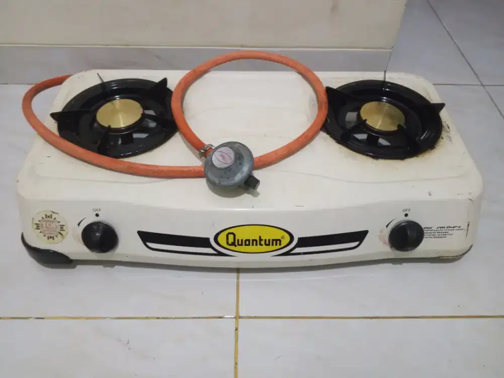 Kompor gas Quantum 2 tungku + selang regulator