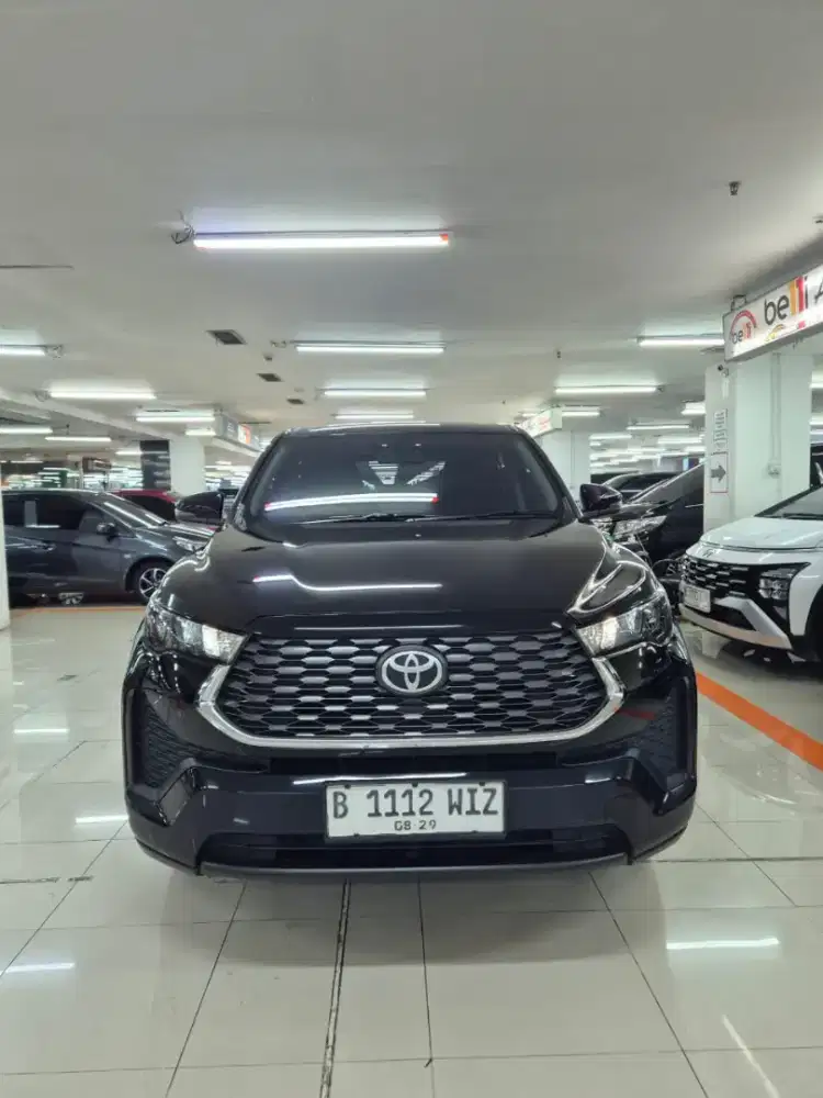 Toyota zenix G hybrid 2024 hitam full orisini tgn 1 pribadi low km