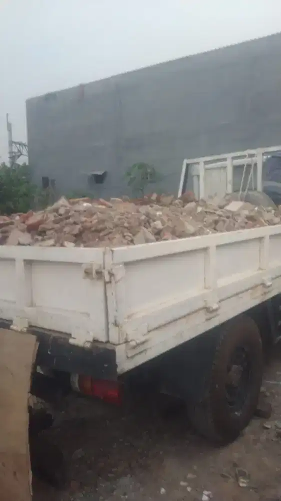 Urug angkut puing bangunan non sampah index 4m³