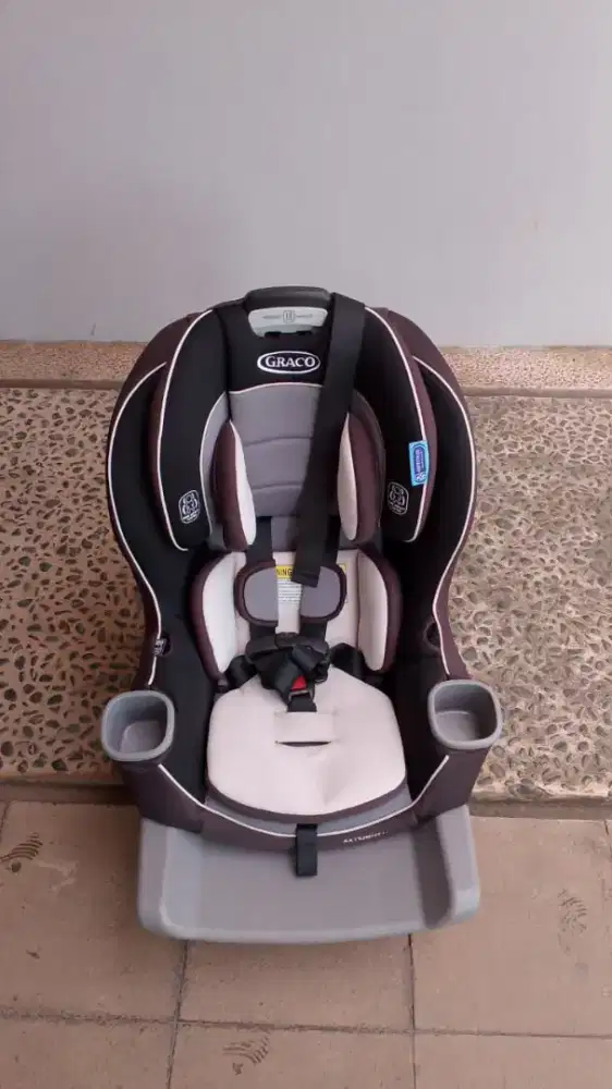 Car seat extend to fit Graco