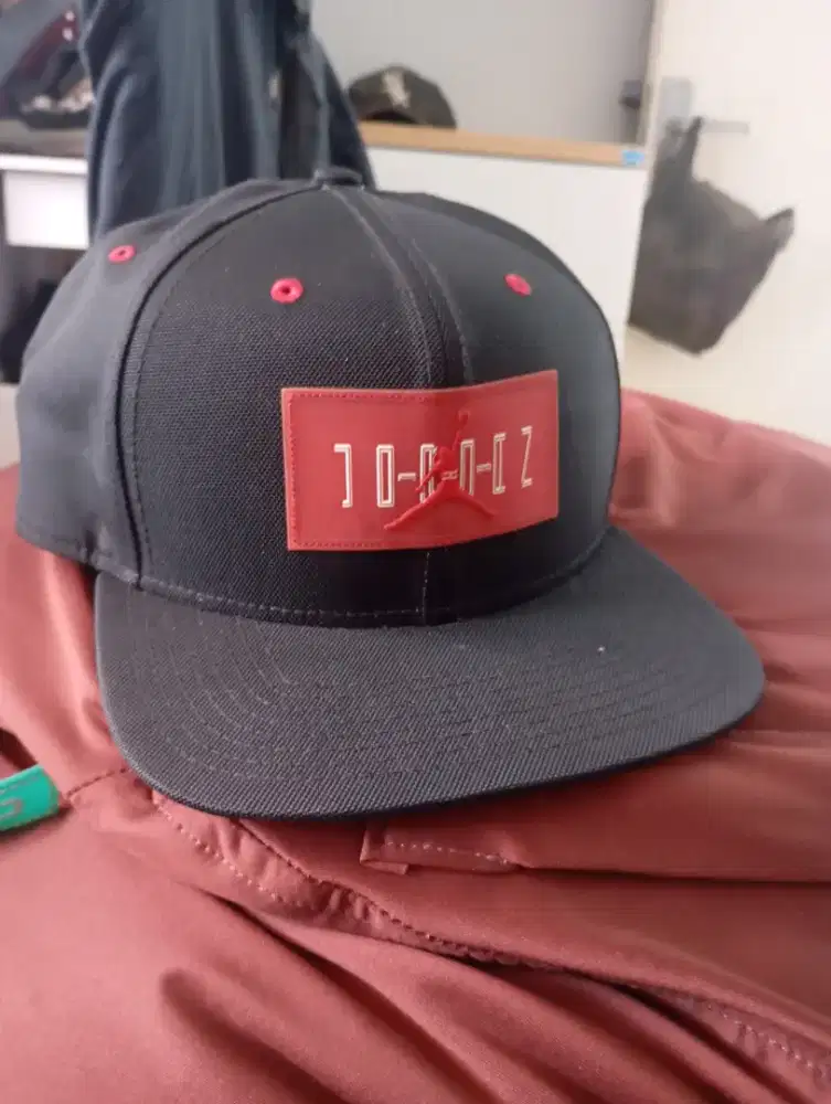 Topi snapback jordan