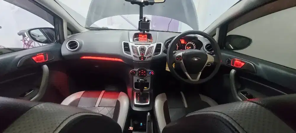 Ford Fiesta 2011 Bensin