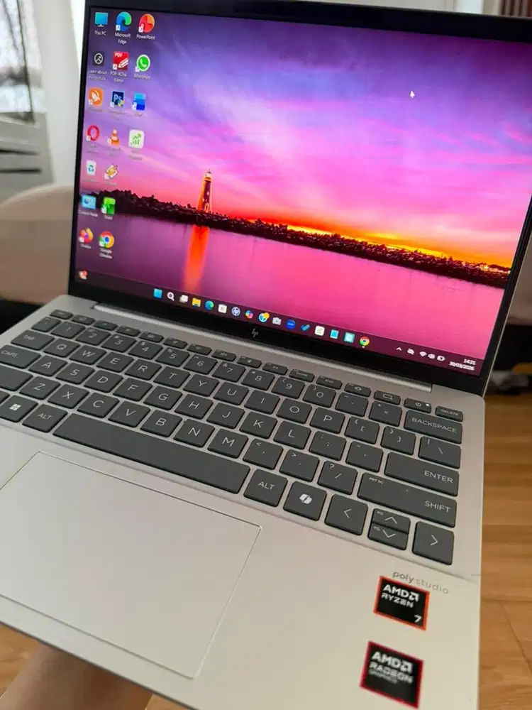 Hp Pavilion 13 AMD RyZen 7 16/1TB SSD