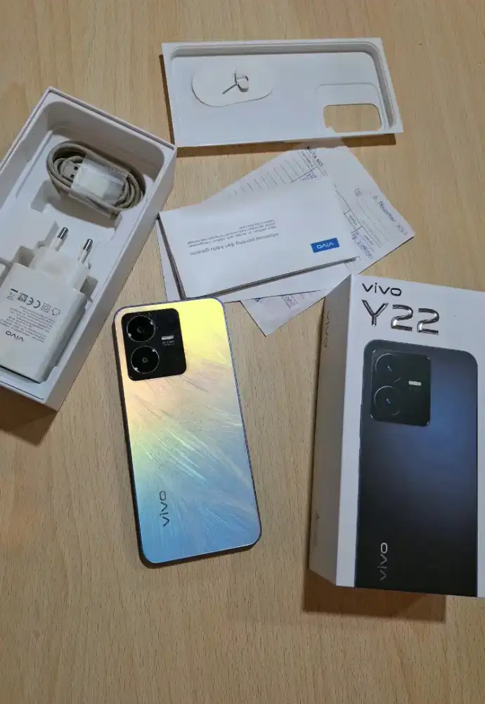 Vivo y22 6/128 resmi original