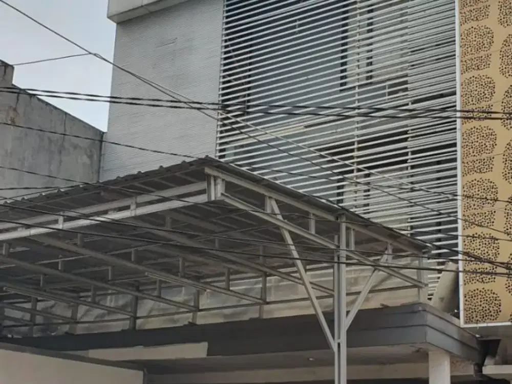 DIJUAL / SEWA 2 RUKO  ( GANDENG ) 3,5 LANTAI DI JL TRANSYOGI CIBUBUR