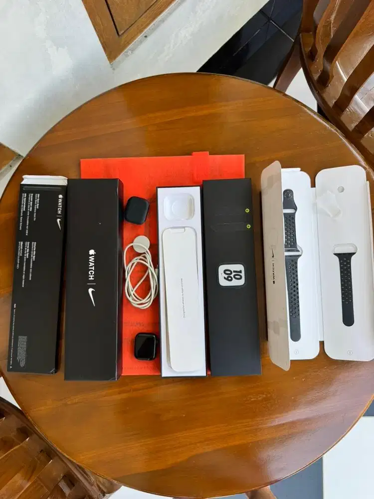 Dijual Apple watch series 7 warna midnight size 41mm