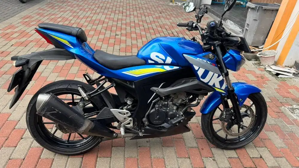 SUZUKI GSX S150 2017