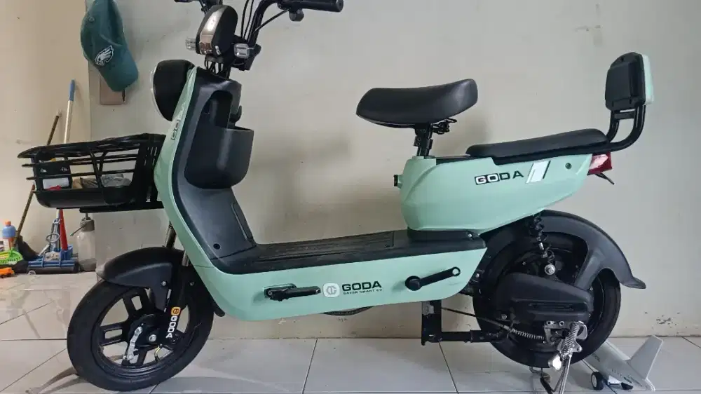 Sepeda listrik merk Goda