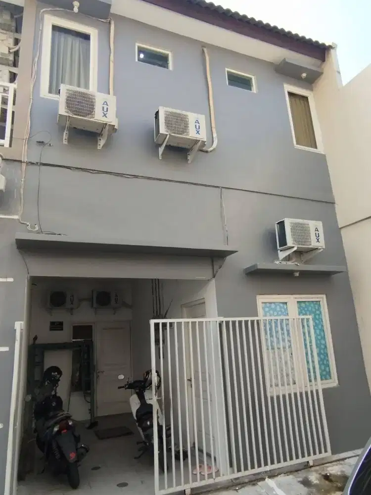 Rumah Kos Aktif dekat Petra ROI 7 persen an per tahun MURAH, Harga BU