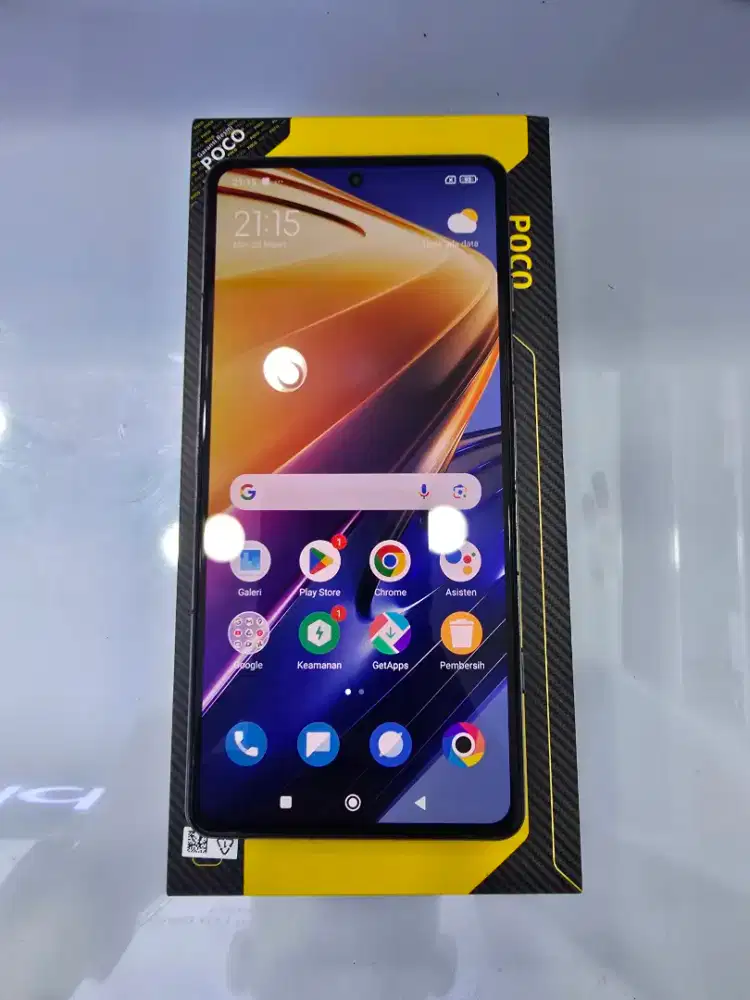 Poco F4 GT 5G 12/256Gb Black Ex Garansi resmi Poco -MasterCom