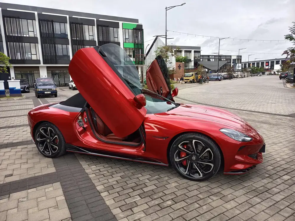 MG Cyberster 2024 Listrik EV