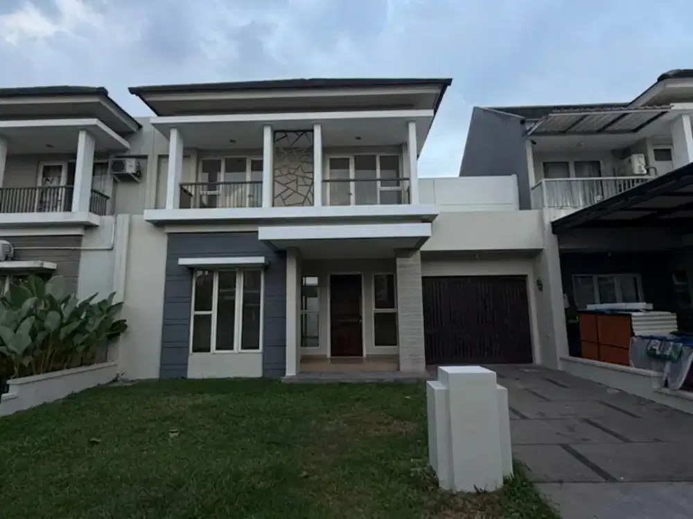 Dijual Cepat Rumah 2 Lantai Kondisi Rapi Terawat Baru di Cat Ulang