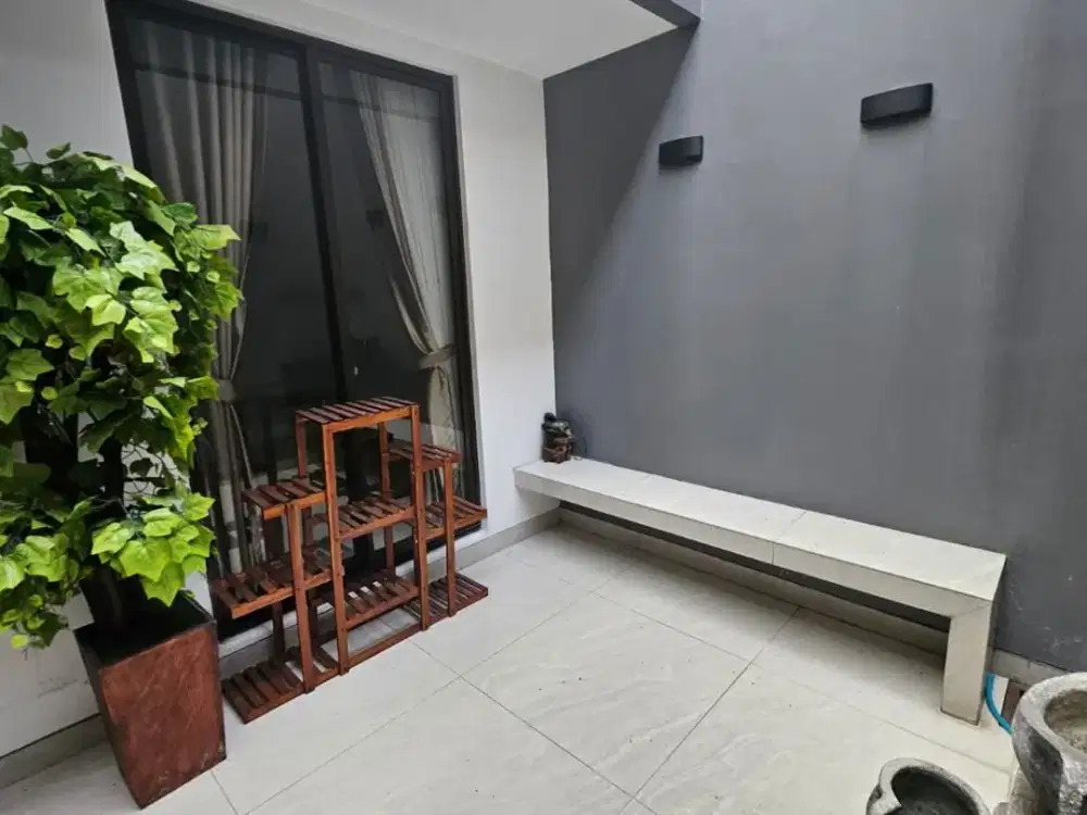 WTS / Dijual Cepat Rumah Cantik, Rapi, dan Siap Huni di The Mozia Cluster Amata, BSD City, Tangerang, Banten