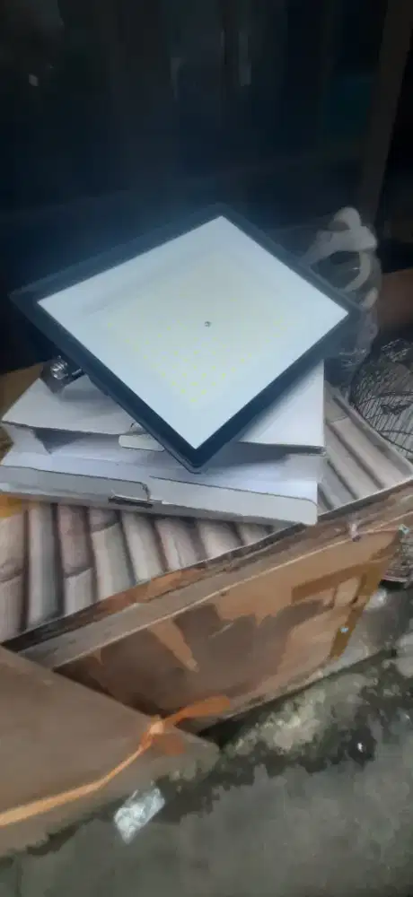 Lampu Tembak LED 100 WATT super terang