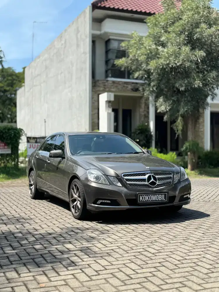 [KM 49RB] MERCEDES BENZ E300 ELEGANCE 2010