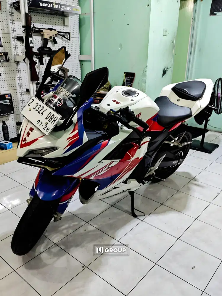 FOR SALE!! Honda CBR 150R Black 2023