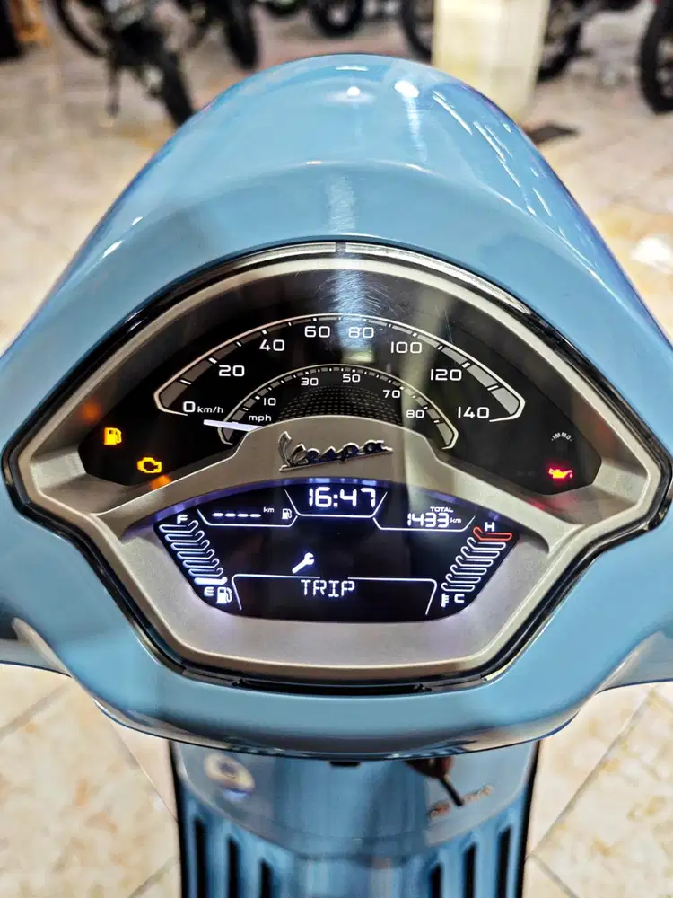 Super kencang Vespa Primavera S 150 ABS TH 2025 dp 7jt an
