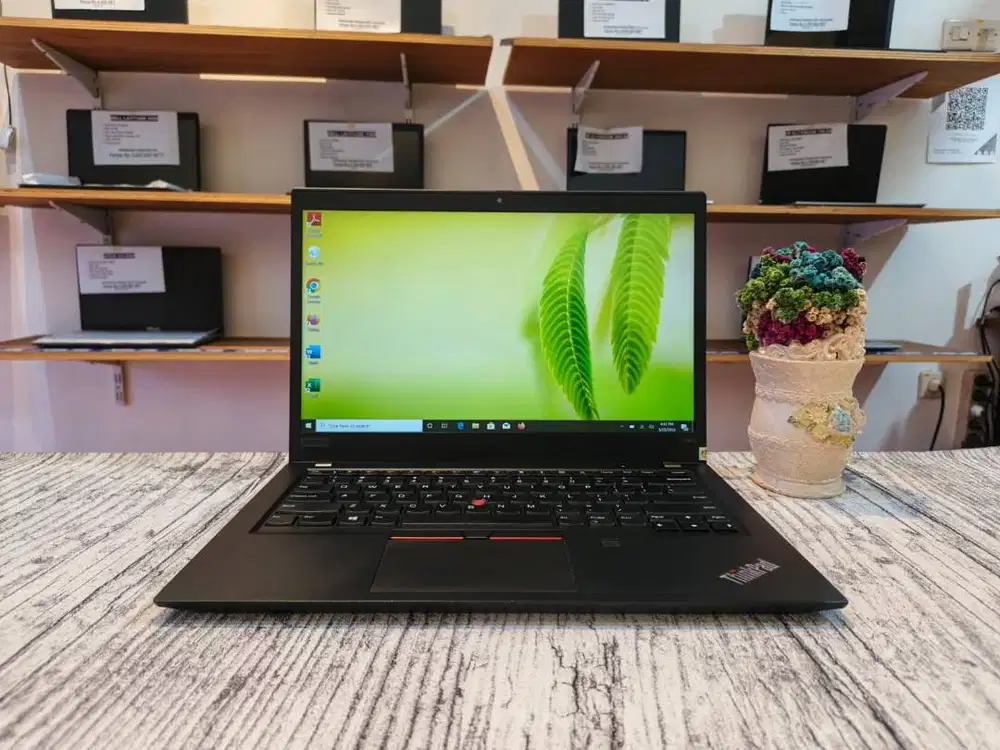 Laptop LENOVO THINKPAD T490S Intel Core i7-8665U Ram 16GB