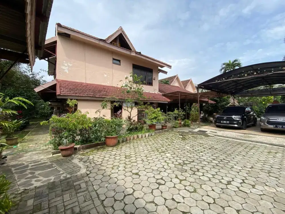 Dijual Hotel dan Rumah Waringin Anom Inn di Malang
