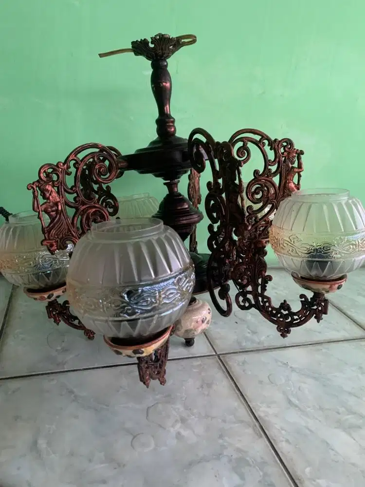 lampu gantung klasik cabang 5