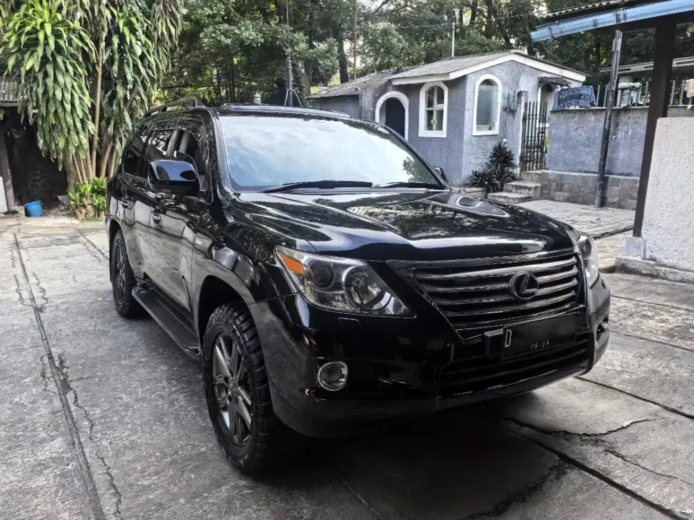 Lexus LX 570 v6 2008 at black setangan LX570