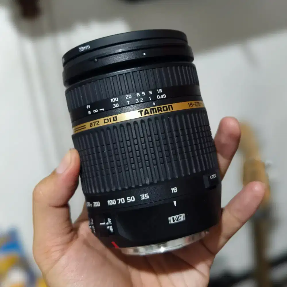 Lensa all in one tamron 18-270mm