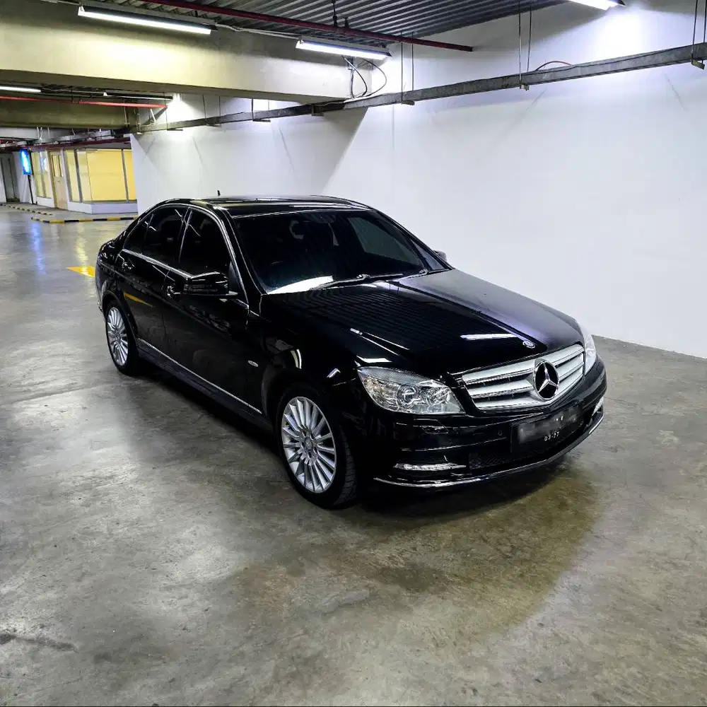 Mercedes-benz C300 2011