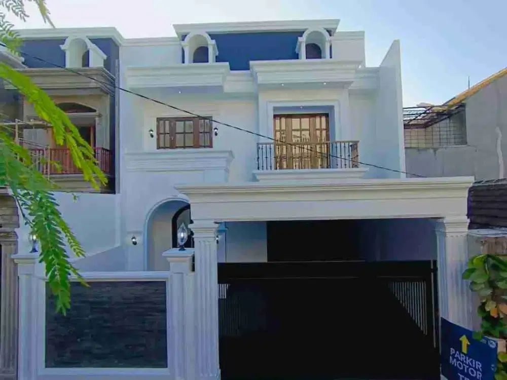 Rumah baru design mewah American Classic siap huni dekat Pesanggrahan