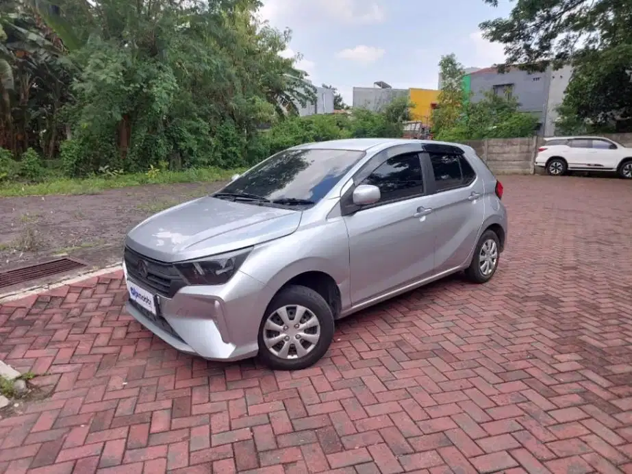DP MURAH Ayla 1.0 New M Bensin-MT-2023 SILVER DAJ