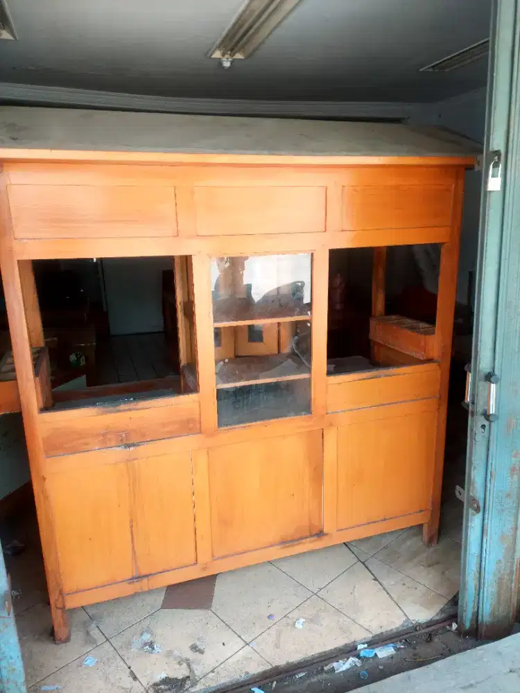 Gerobak mie ayam dan bakso