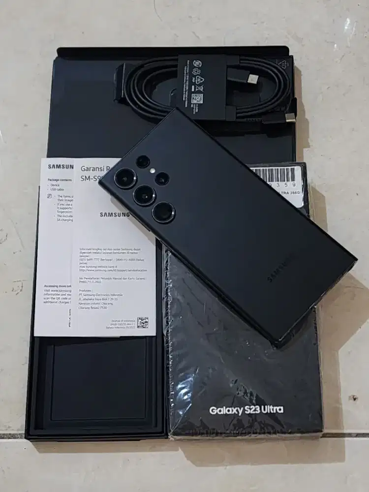 Samsung S23 Ultra 5G 12/256Gb, warna Hitam SEIN, kondisi 99% Mulus