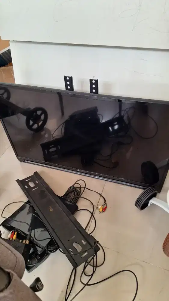 Dijual TV sharp aquos