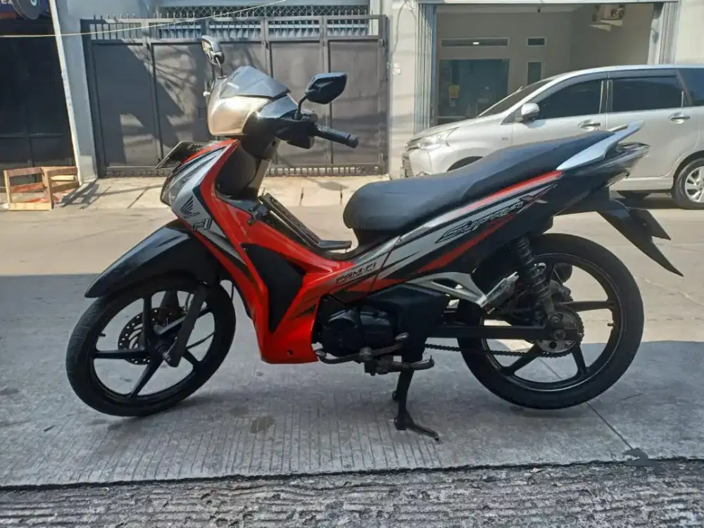 Di jual Supra x 125 thn 2012, surat komplit